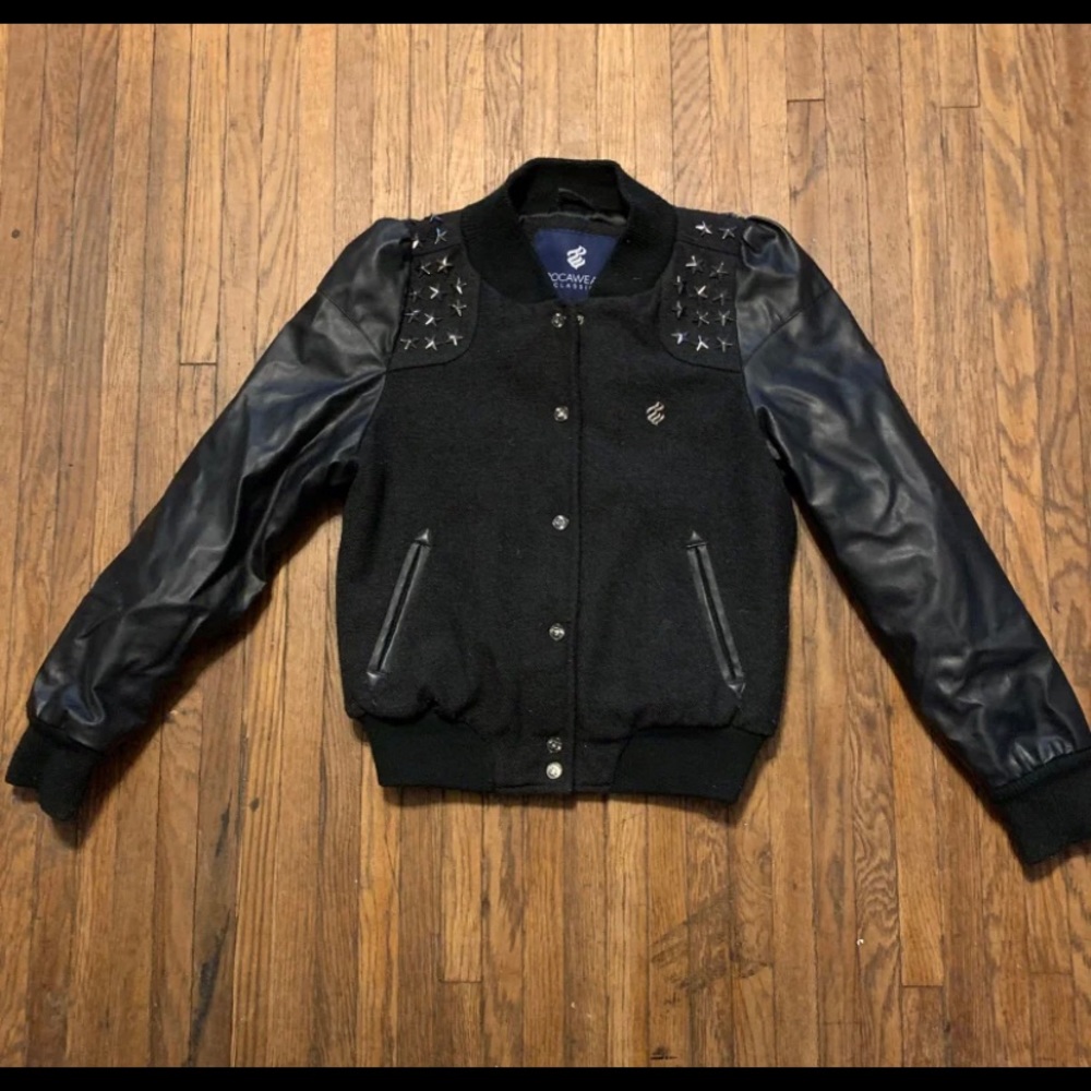 Black rocawear coat